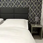 Xemxija 2bed Seafront - Fl 1 By Homely * St. Paul's Bay