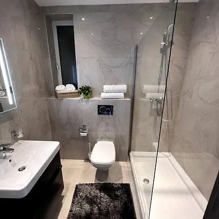 Xemxija 2bed Seafront - Fl 1 By Homely Apartment