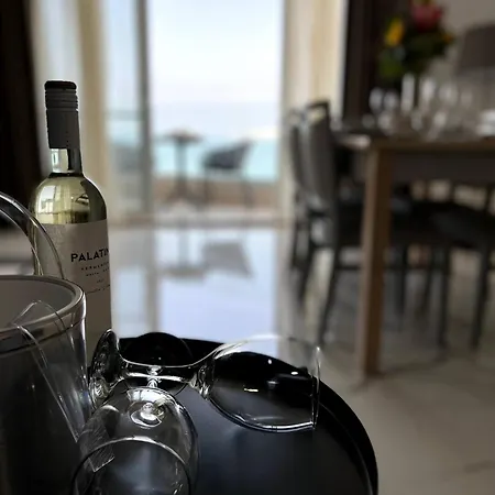 Xemxija 2bed Seafront - Fl 1 By Homely Appartement *